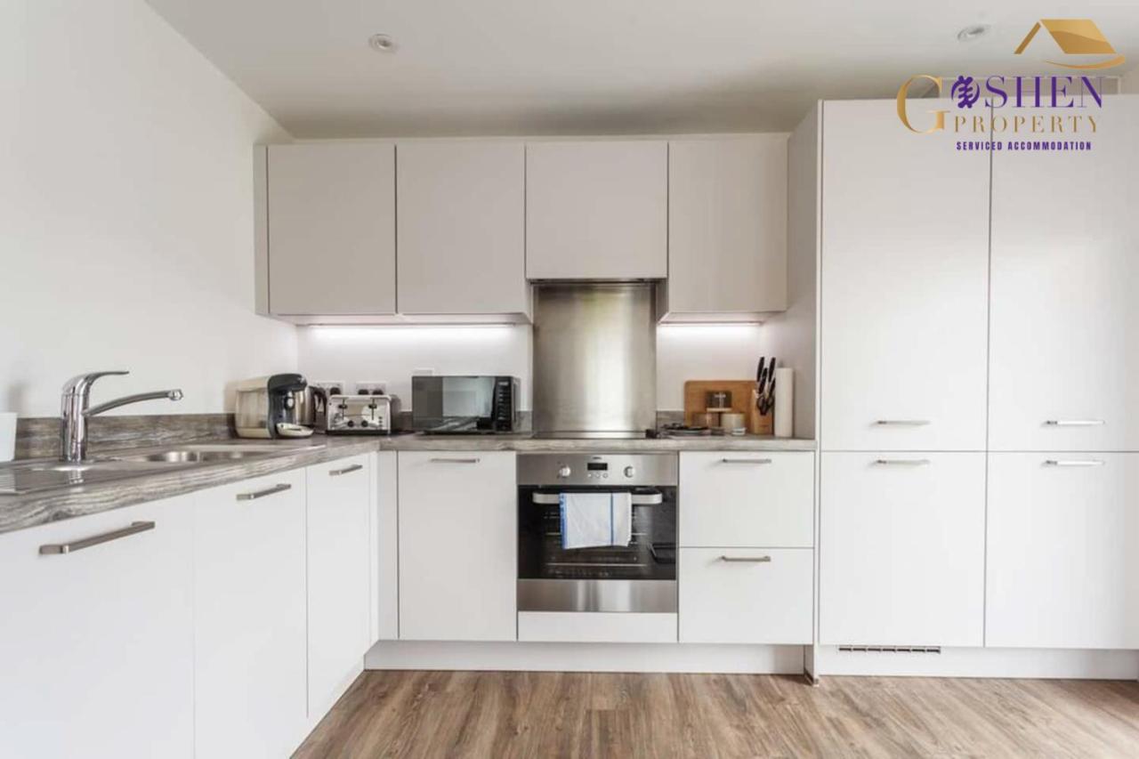 2 Bedroom Apartment Chapel Riverside At Goshen Property Serviced Accommodation Southampton, Free Wifi & Parking Esterno foto